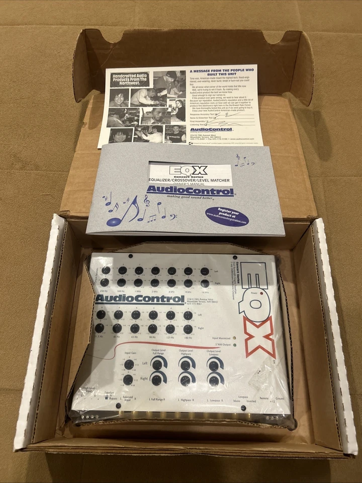 Ecualizador de montaje en maletero AudioControl EQX blanco con cruce. Nuevo en caja Foto 1 de 3