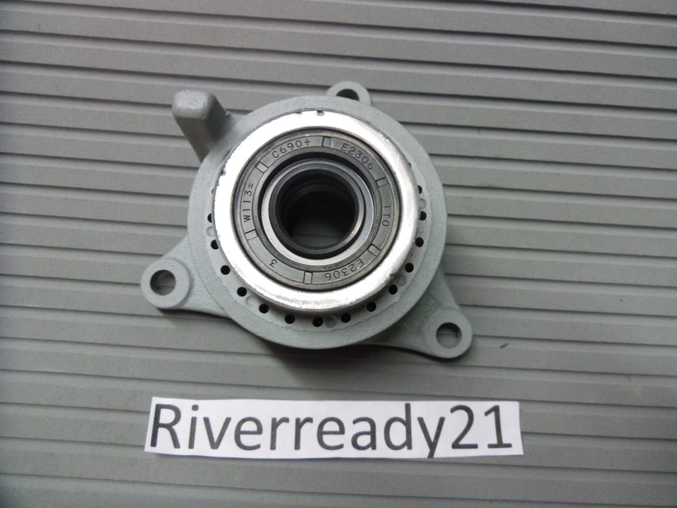 Yamaha 650 Super-Jet Wave-Runner 3 Mid-Shaft Intermediate Housing New 1990-1993 - Image 1 of 1