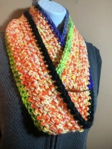 Bufanda de ganchillo infinito ~4x60~ maíz dulce suave de Halloween ~ ¡borde divertido multicolor! - Imagen 1 de 10