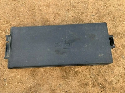 Ford Five Hundred 2007 debajo del capó relé de fusibles cubierta tapa negra ~ B40 Foto 1 de 3