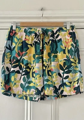 Cassie Byrnes X Uniqlo Women’s Multicoloured Floral Relaco Shorts S UK 10 EU 38 - Image 1 of 4