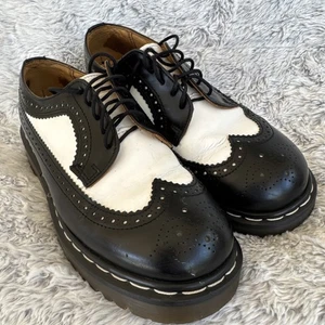 Dr Martens Bex Oxfords Sz 8.5/ 9 US BLACK/White Wingtip England VTG Brogue - Picture 1 of 17