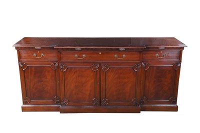 Aparador buffet Millender Furniture estilo Robert Adam llama caoba 87" Foto 1 de 4