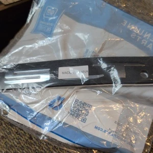NOS 2019-2024 GMC SLT Nameplate 23400413 New OEM Chrome Finish (3) - Picture 1 of 2