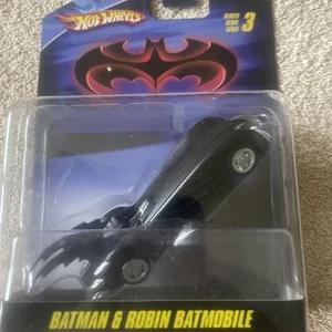 2010 Hot Wheels Batman 1:50 Batman & Robin Batmobile New! - Picture 1 of 3