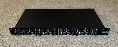 Mackie HM-400 Headphone Amplifier 4 Channel High End Performance - Image 1 of 4