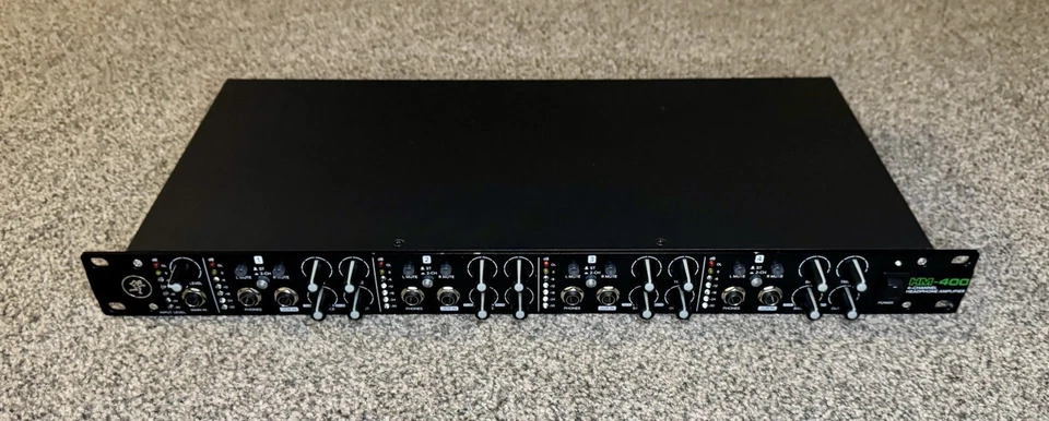 Mackie HM-400 Headphone Amplifier 4 Channel High End Performance - Image 1 of 4