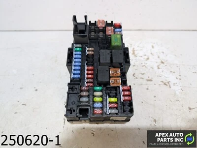 Chevrolet Trax 2013-2016 fabricante de equipos originales caja de fusibles de cabina de 1,4 L Foto 1 de 4