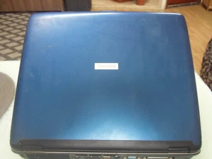 TOSHIBA SATELLITE SA60-122BT - Photo 1/8