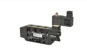 Norgren K71EA00KS6KV21W2 Inline Valve 5/2 3/8 NPT 24VDC Solenoid/Spring - Picture 1 of 1