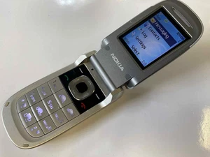Nokia 2760 Handy (entsperrt) Flip Fold schwarz silber voll funktionsfähig - Bild 1 von 5