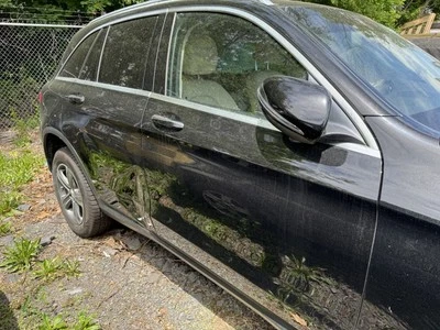 Actuador de vidrio panel completo puerta delantera derecha Mercedes Benz GLC300 parte exterior - Foto 1 de 4