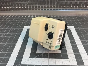 Honeywell Water Heater Gas Valve Controller WV4464B1037 - Picture 1 of 7