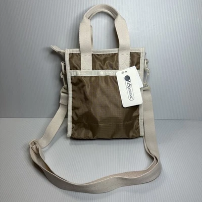 Mini Bolso Bandolera LeSportsac Norte/Sur Caqui Oscuro Nuevo con Etiquetas Foto 1 de 4