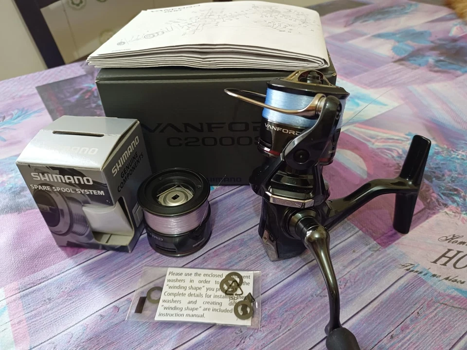 Shimano 25 VANFORD FA 2000 S + BOBINA di ricambio - Imagen 1 de 4