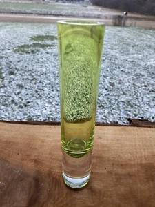 Moderne schlanke grüne Knospe Vase-Glas schwergewichtete Unterseite klar grün - Kunstglas - Bild 1 von 5