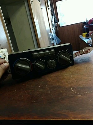 1998 1999 2000 Toyota Corolla температуры климат-контроль - Изображение 1 из 2