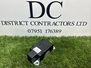 VW Golf Mk6 2008-12 Antenna amplifier Noise filter 100TKM!! 5M0035570B - Picture 1 of 3