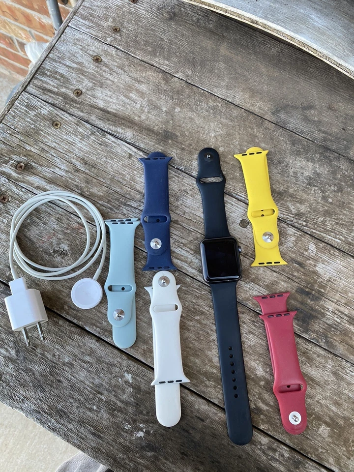 Apple Watch 1 - Image 1 of 1