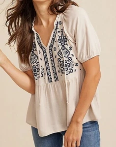 ~MAURCIES-ALWAYS 25% OFF~EMBROIDERED PEPLUM TOP~NWT-SD - Foto 1 di 6