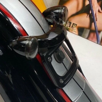 Luces traseras OEM 10-13 Harley Touring señales de giro y montaje de matrícula Foto 1 de 4