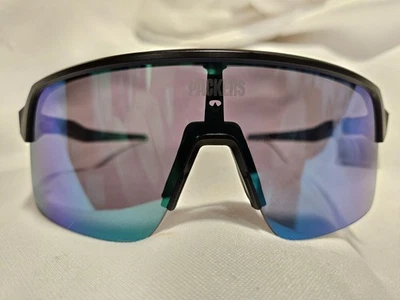 Oakley OO9463 Sutro Lite Green Bay Packers Polarized Matte Black Authentic - Image 1 of 4