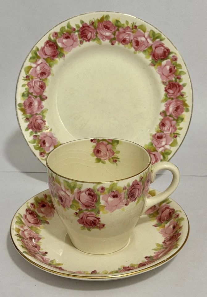 PRETTY~* Vintage Art Deco ROYAL DOULTON ENGLAND Trio Cup Saucer Plate RABY ROSE - image 1 of 3