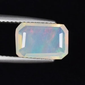 1,95 ct BELLISSIMO OPALE ARCOBALENO NATURALE LAMPEGGIANTE MULTI ARCOBALENO - ottagonale Vedi Vdo SKB - Foto 1 di 2