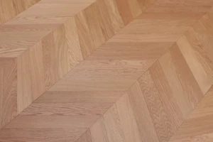 Oak Engineered Chevron Timber Flooring - Picture 1 of 6