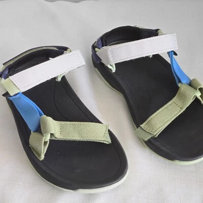 Sandálias novas sem caixa infantil tamanho 2 brilho multi teva hurricane XLT 2 1019390C - Imagem 1 de 4