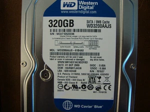 Western Digital WD3200AAJS-61B4A0  DCM:HARNHTJAGN 320gb 3.5" Sata HDD - Picture 1 of 1