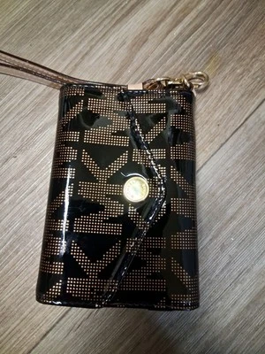 MK Wallet - Image 1 of 4