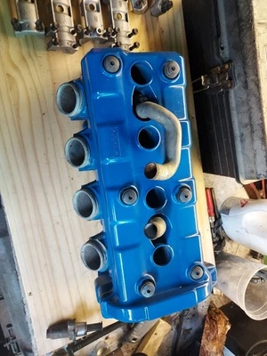 00-01 Yamaha YZF R1 YZFR1 Engine Motor Cylinder Head - Image 1 of 4