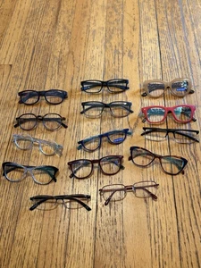 Lote a granel Gafas de lectura 1.75 Power Colores mezclados Estilos Marcos Luz azul 43 Pai - Imagen 1 de 4