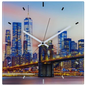 TFA 60.3531.90 Funkwanduhr New York analog Glas Design Funkuhr Motiv quadratisch - Bild 1 von 1