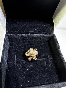 Pandora Rose ™ Dazzling Daisies Clip *781493CZ *Retired* - Picture 1 of 1