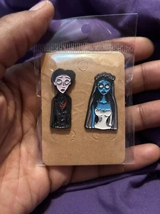Corpse Bride Enamel Pin Set Emily And Victor Halloween Couple Pins Tim Burton - Picture 1 of 2