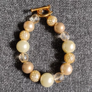 Faux Pearl & Beaded Bracelet Gold Tone Clasp - Picture 1 of 9