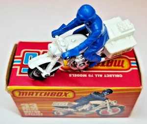 Matchbox Police Motor Cyclist blauer Fahrer SF Nr 33  in Mint Inkl OVP Mint Box  - Bild 1 von 11