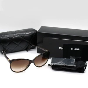 Chanel CHANEL Sunglasses Butterfly Shape Coco Mark 5477 A c.714 S5 Brown Plastic - Picture 1 of 11