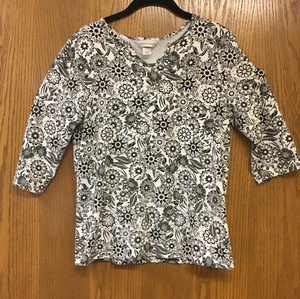 Christopher & Banks Damen 3/4 Arm schwarz weiß Blumen Top dehnbar Gr. M - Bild 1 von 6