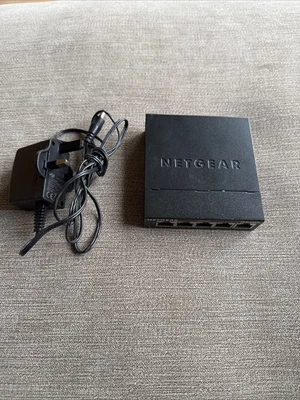 Netgear ProSafe 5-Port Gigabit Switch - Image 1 of 3