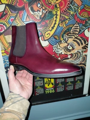 Bota Chelsea de cuero EXPRESS talla 9 pero se ajusta de 8 a 81/2 Foto 1 de 4