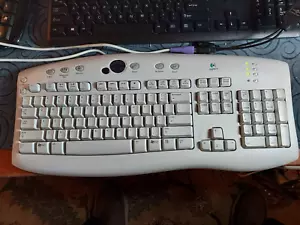 Logitech Access Keyboard Y-SR34, WHITE PS2, P/N 867221-0100 - Picture 1 of 7