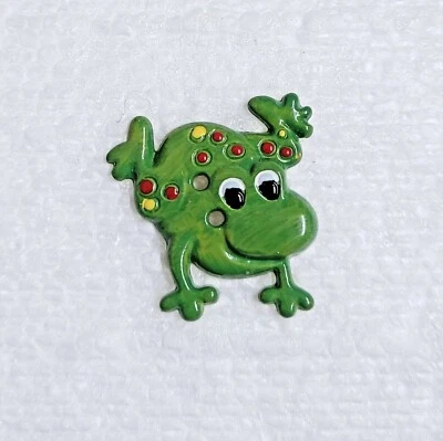 Leaping Green Frog Button 20mm Metal 2 Hole Novelty Toad Insect Sewing Art Craft - Image 1 of 4