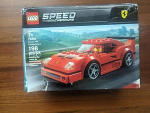 LEGO Speed Champions 75890 Ferrari F40 piezas caja aplastada NUEVO retirado - Imagen 1 de 3
