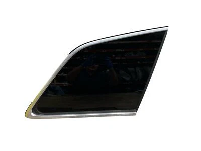2017-2019 AUDI Q7 RH RIGHT REAR QUARTER PANEL GLASS WINDOW *TORN GASKET* OEM - Image 1 of 4