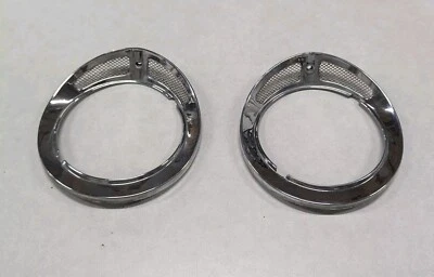 Комплект хромированных ободков с кольцами для фар 81 Jaguar XJ6 | Подходит для L&R 1980-1987 годов выпуска - Изображение 1 из 4