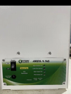 Titan Controls Ares 4 - Natural Gas Carbon Dioxide (CO2) Generator 4 Burner - Image 1 of 3