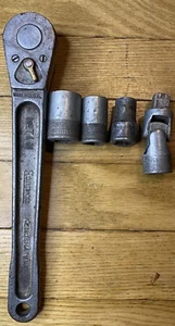 VTG Snap-On No. 71N Ratchet 1/2" Drive- USA Kenosha WI W/ SOCKETS+SWIVEL - Picture 1 of 15